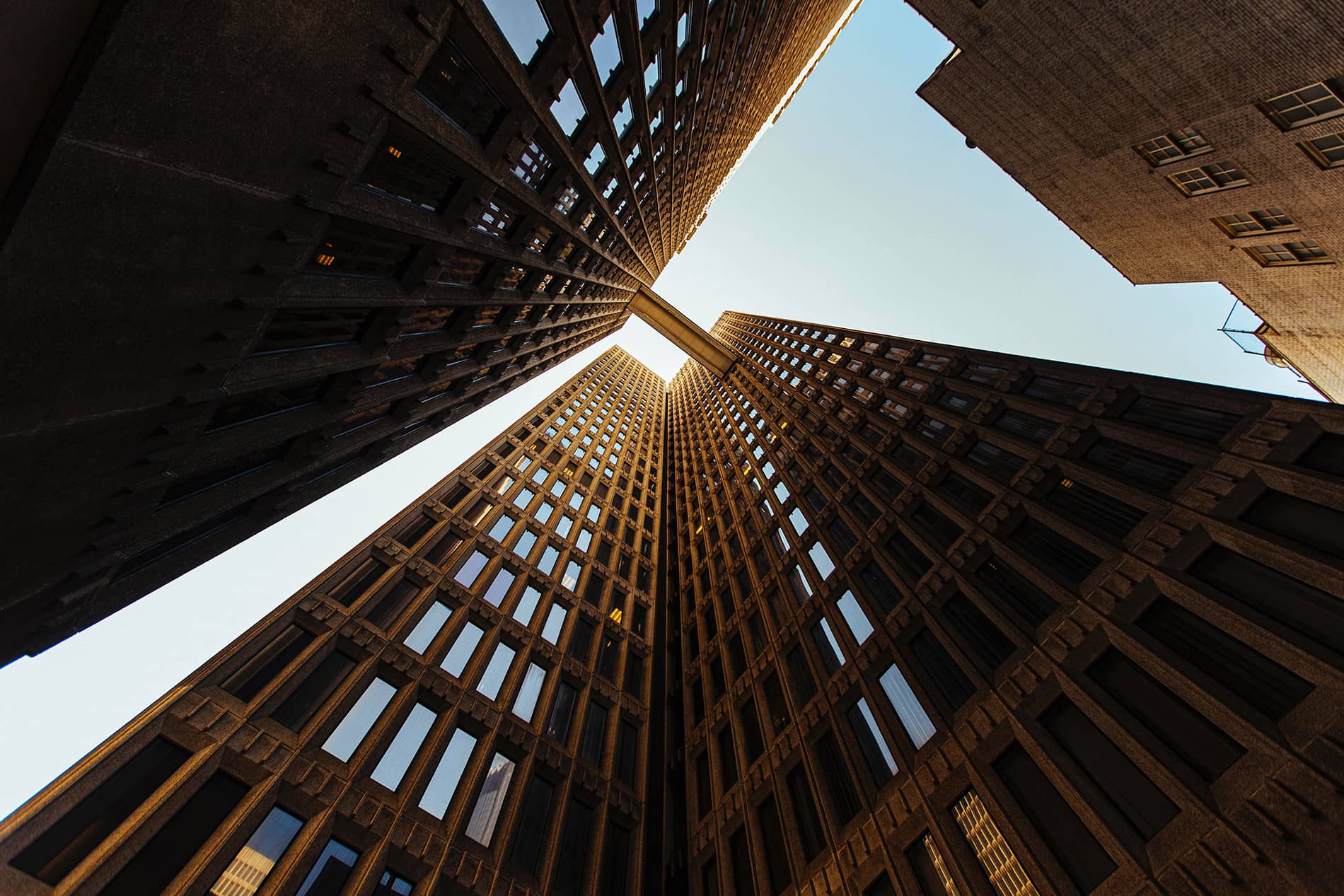 The Importance of Tech in Selling Real Estate With Blockchain Technology & Mind-Blowing Experiences Using Unreal Engine 5